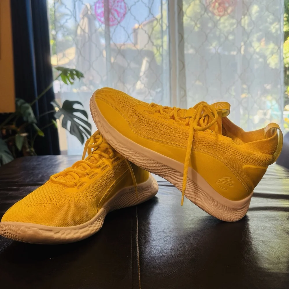 Under Armour Curry TB 8 Sneakers Men Size:12 Flow Smooth Butter Yellow